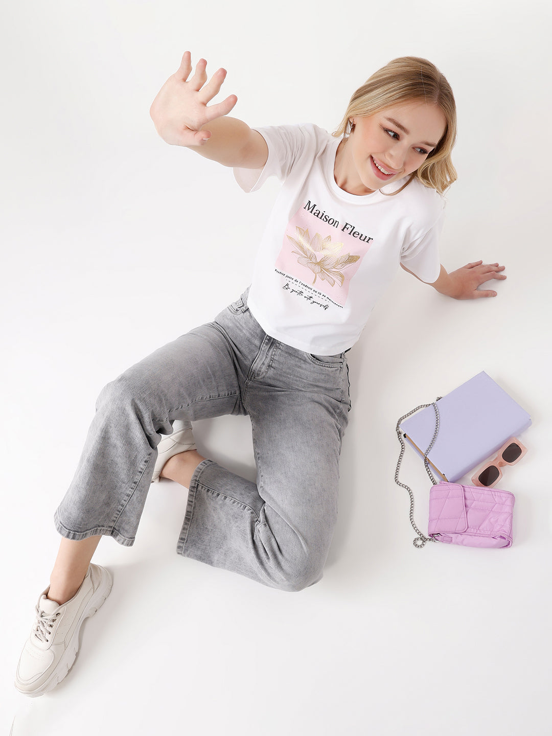 Women Graphic Crop T-Shirt