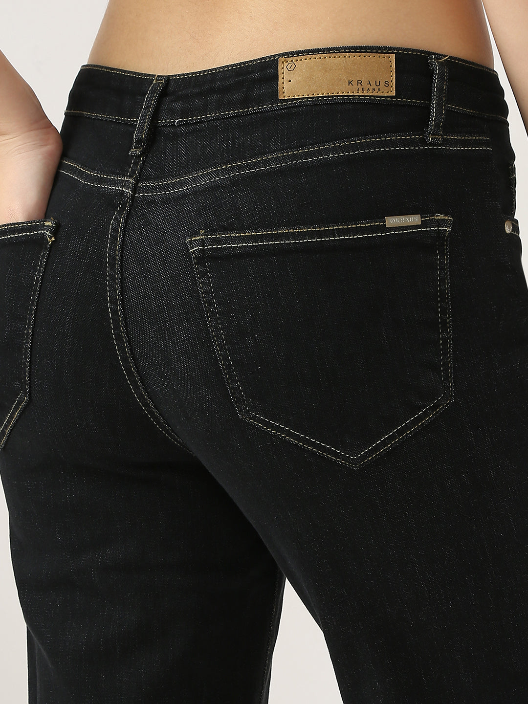 Women Carbon Black High-Rise Wide Leg Jeans