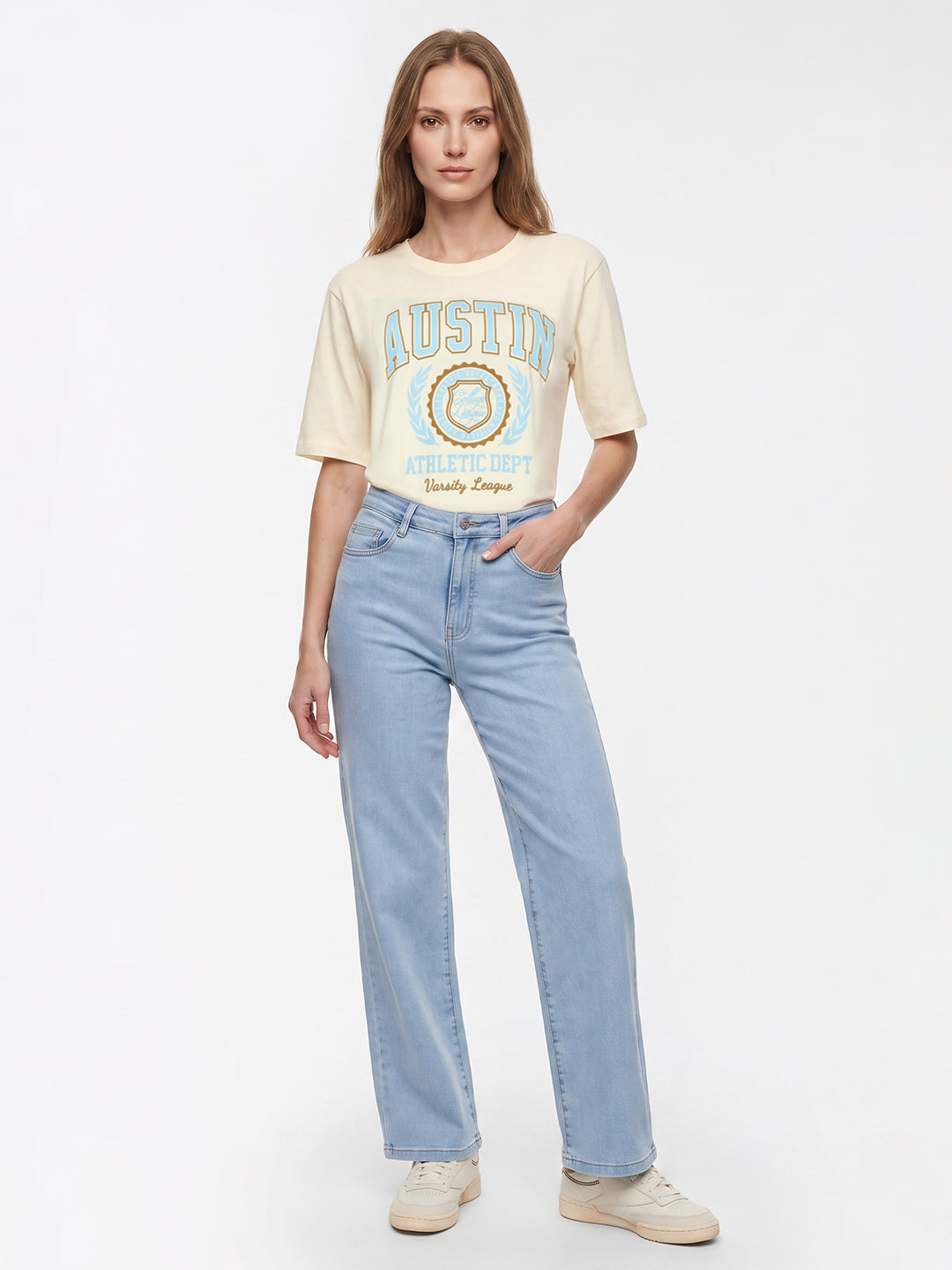 Women Light Blue High-Rise Straight Fit Jeans