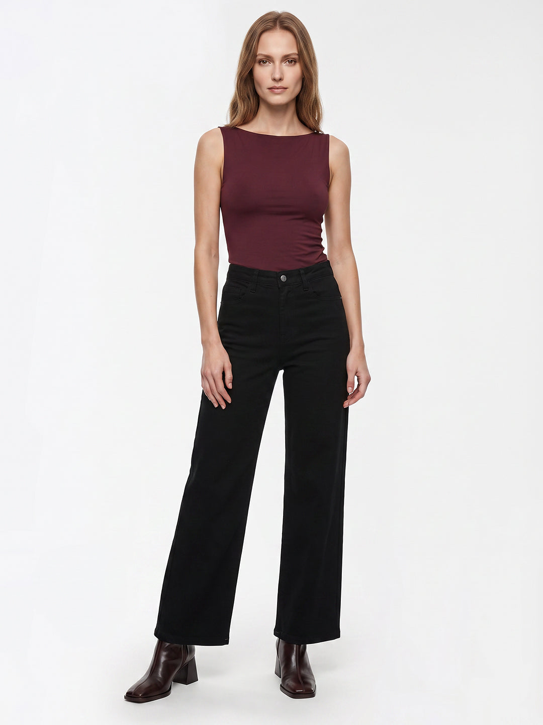 Women Black High-Rise Straight Fit Jeans
