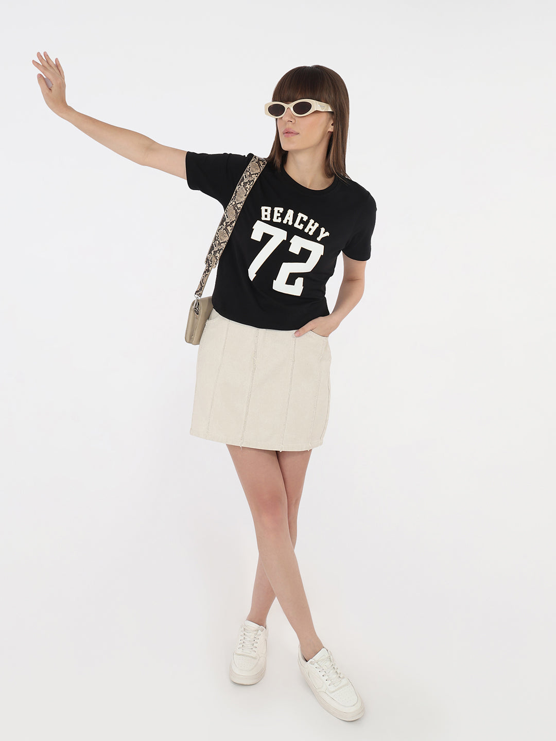 Women Black Graphic Slim T-Shirt