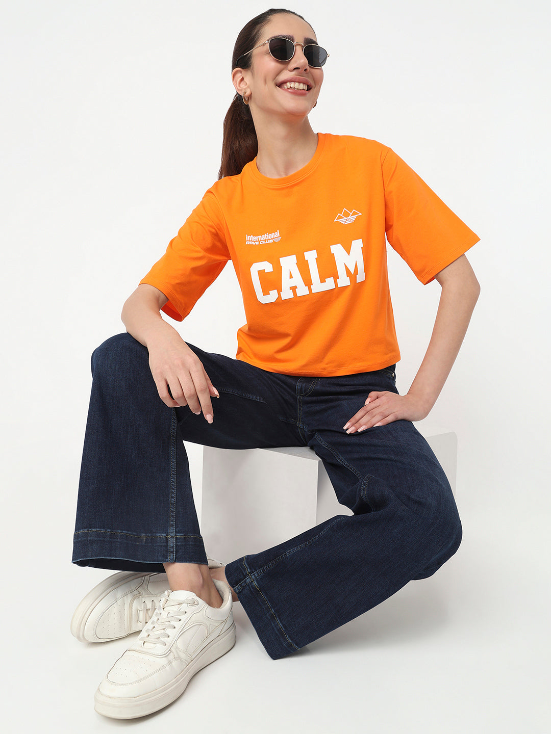 Women Autumn Glory Graphic Crop Tees