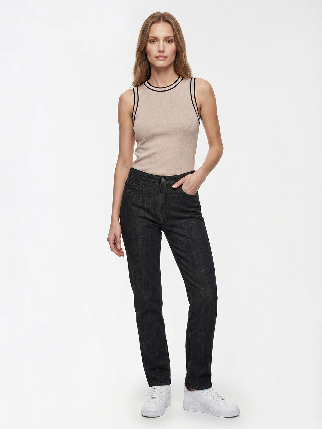 Women Black High-Rise Slim Straight Fit Jeans