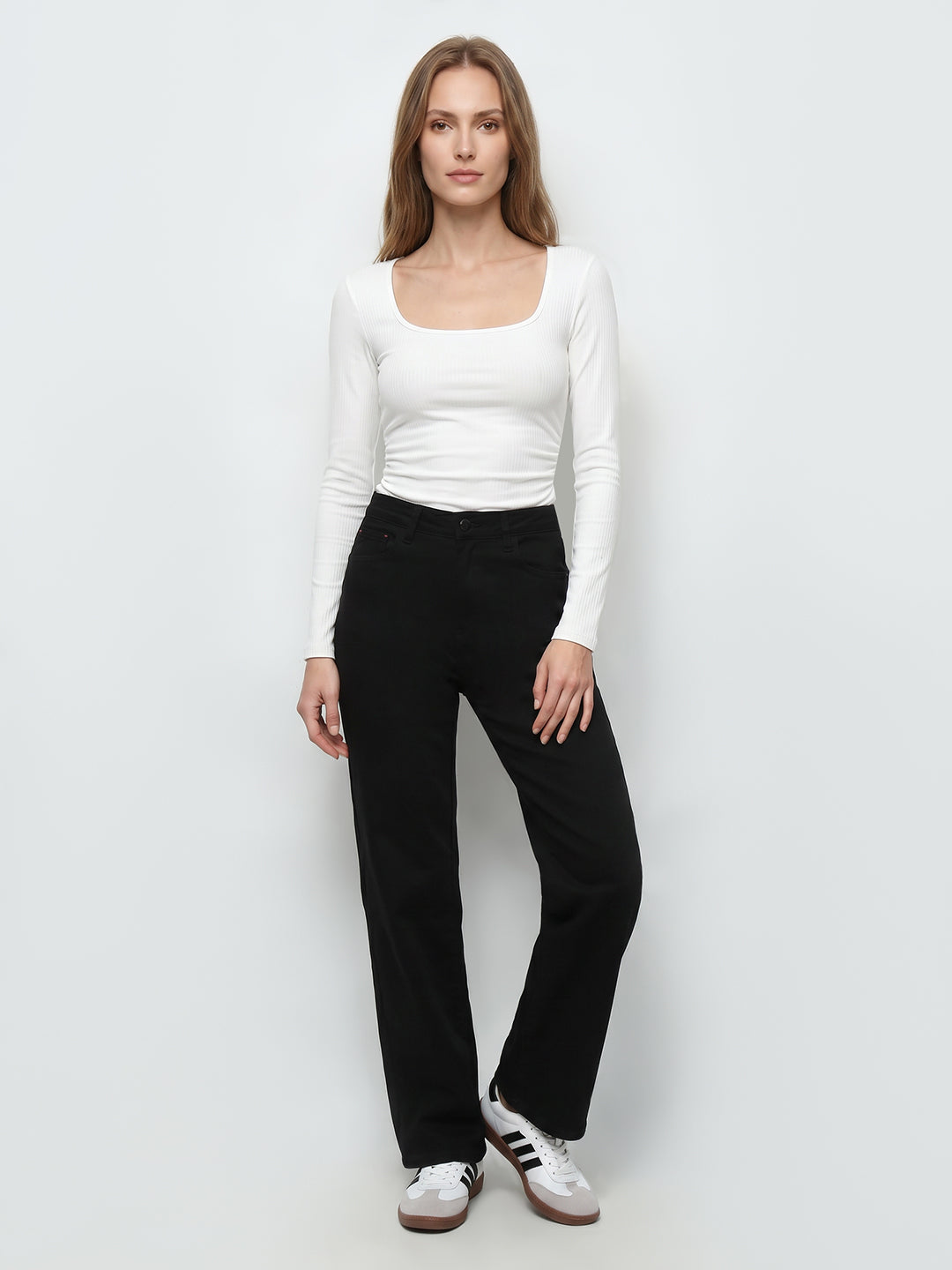 Women Black High-Rise Baggy Jeans