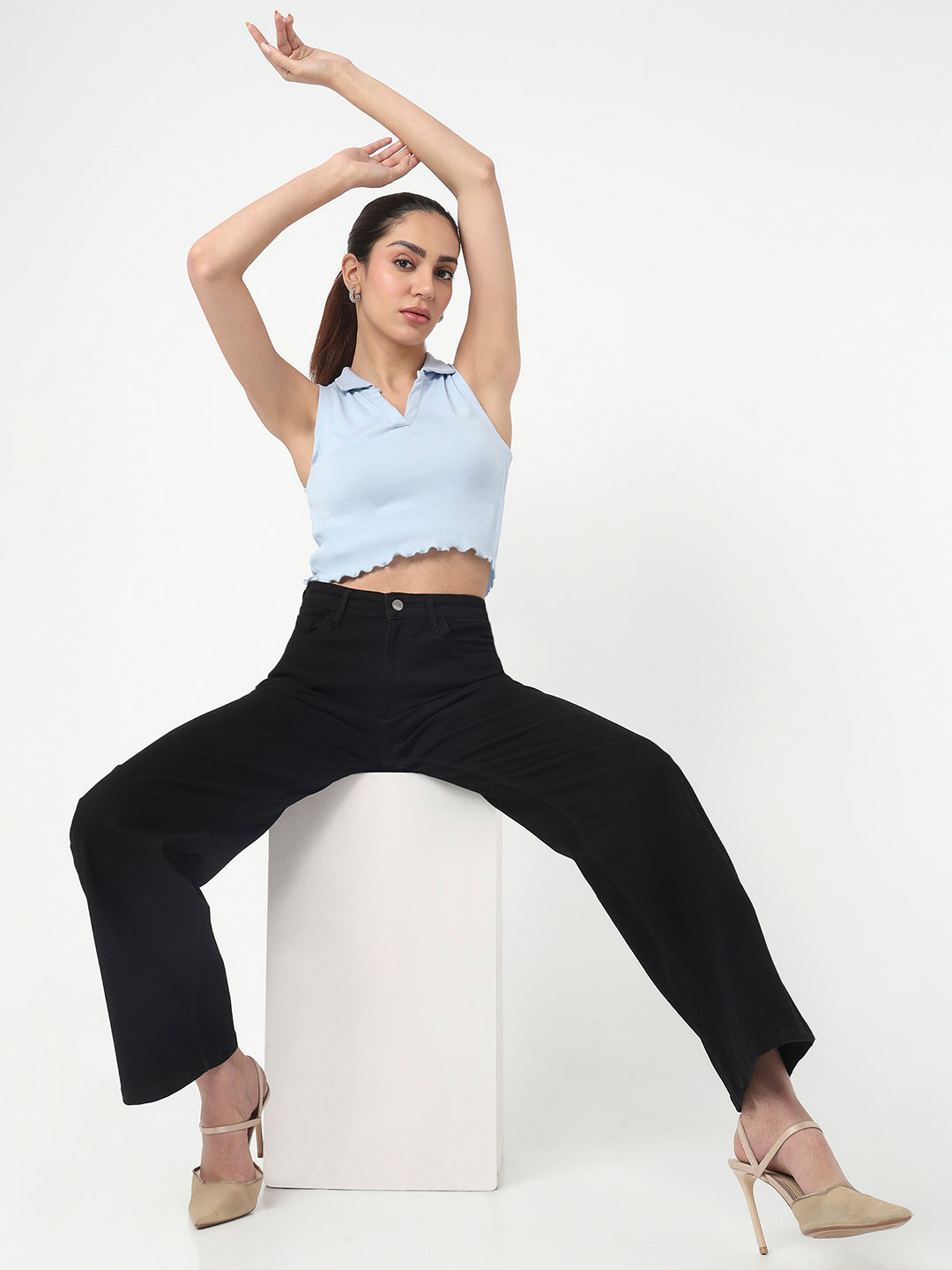 Women Black High-Rise Baggy Jeans