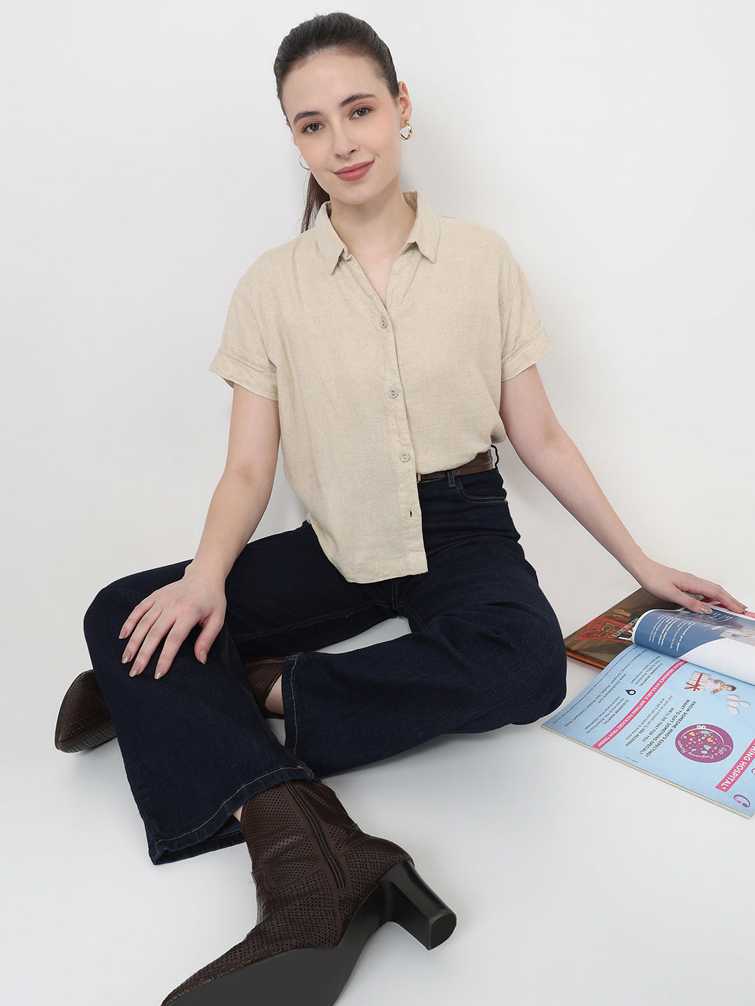 Women Dark Natural Slim Fit Crop Shirt