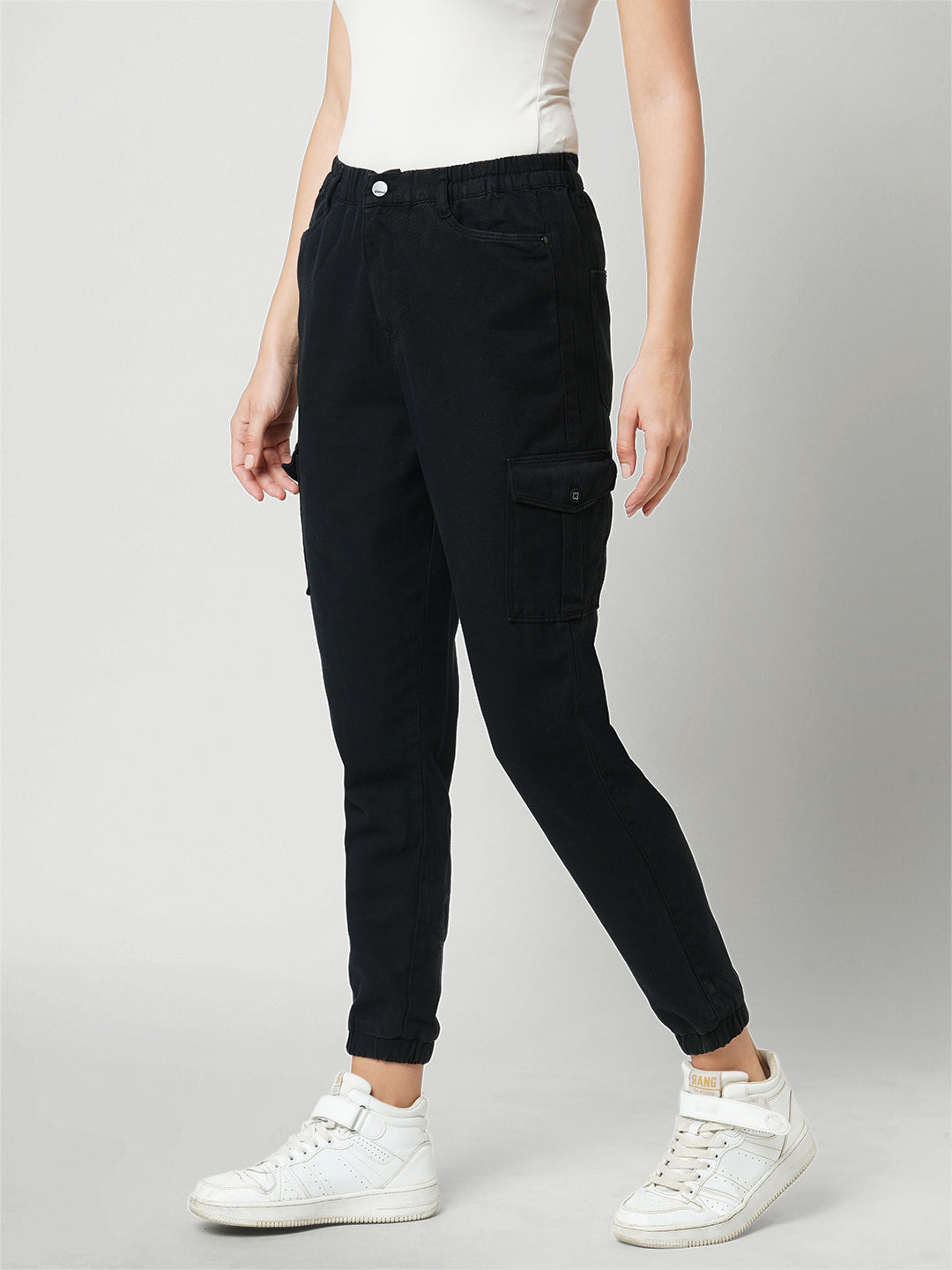 Women Black Mid-Rise Skinny Cargo