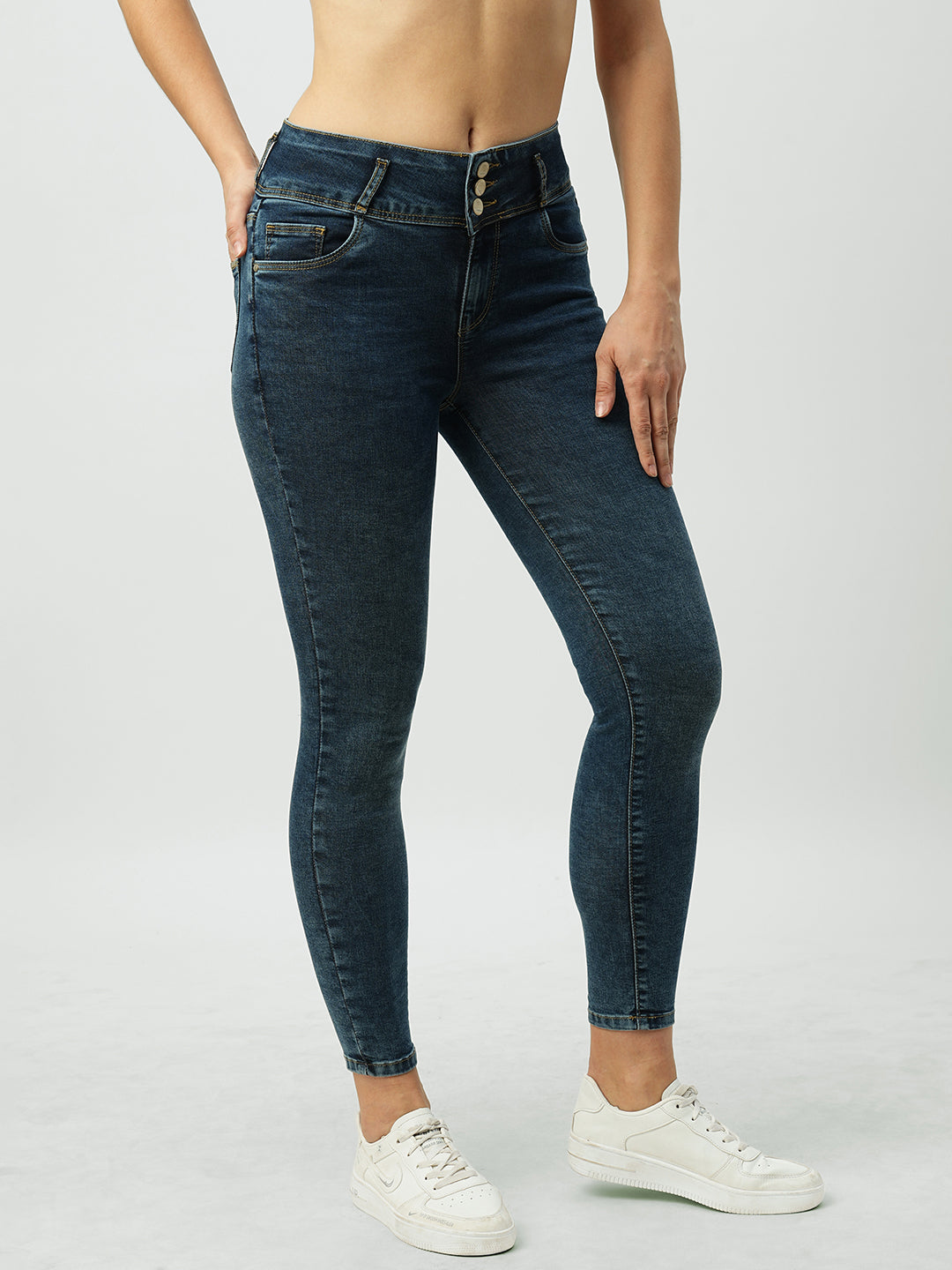 Women Carbon Black Super High-Rise Super Skinny Jeans