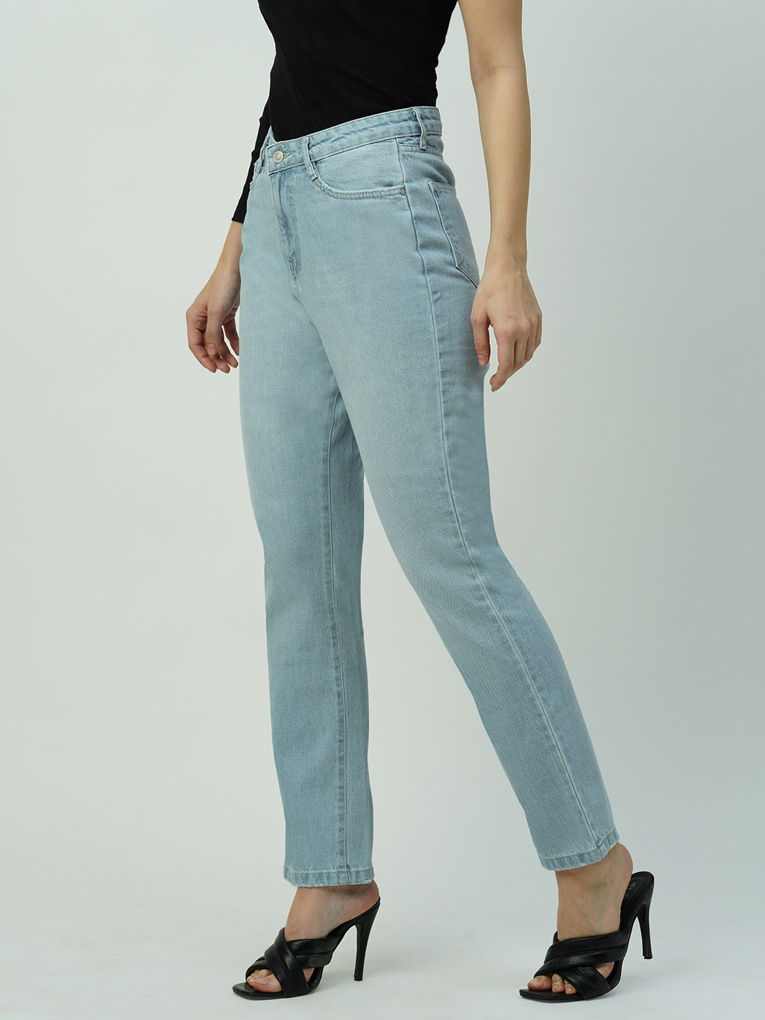 Women Light Blue High-Rise Straight Fit Jeans