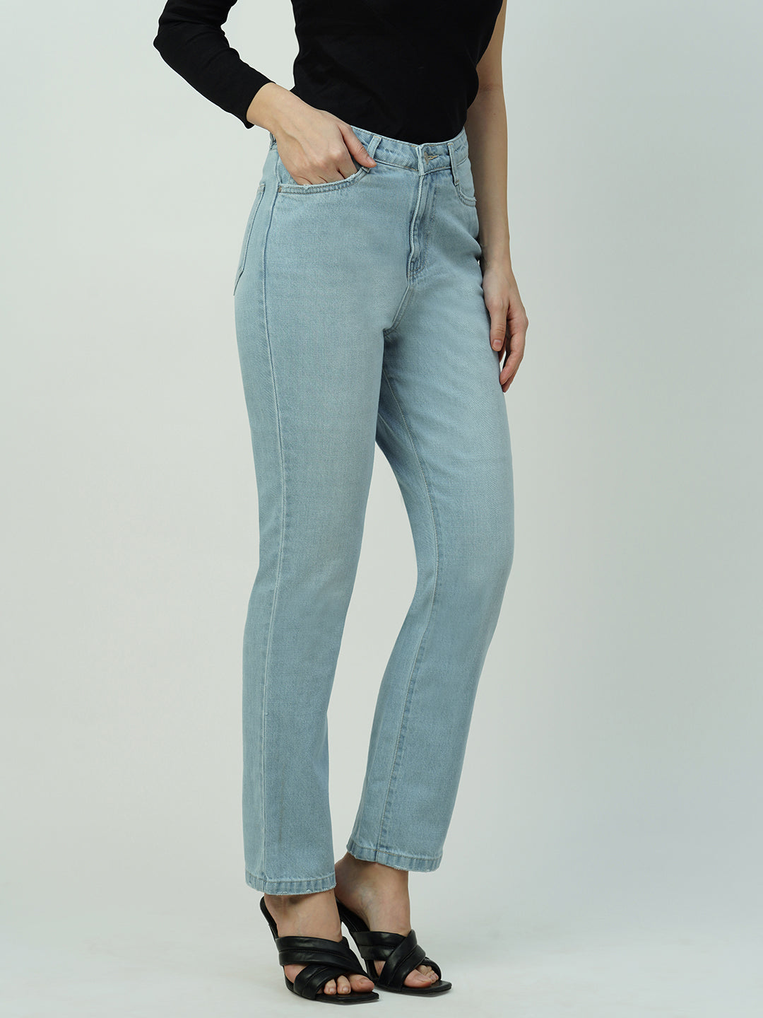 Women Light Blue High-Rise Straight Fit Jeans