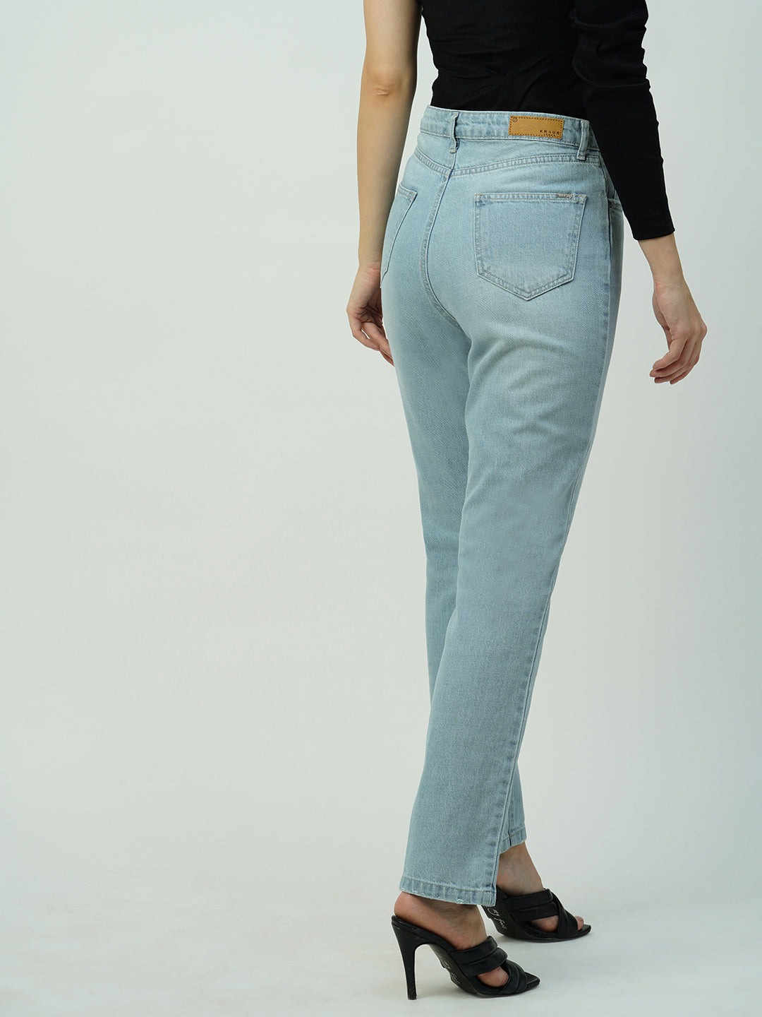 Women Light Blue High-Rise Straight Fit Jeans
