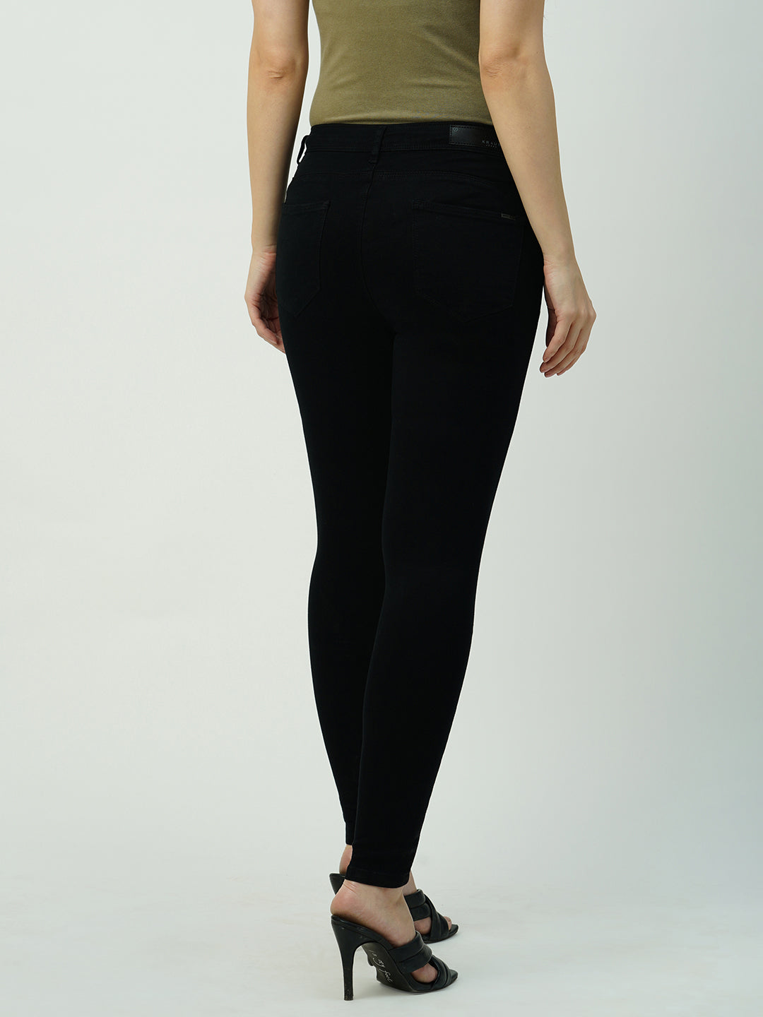 Women Mid-Rise Sculpt Fit Jeans