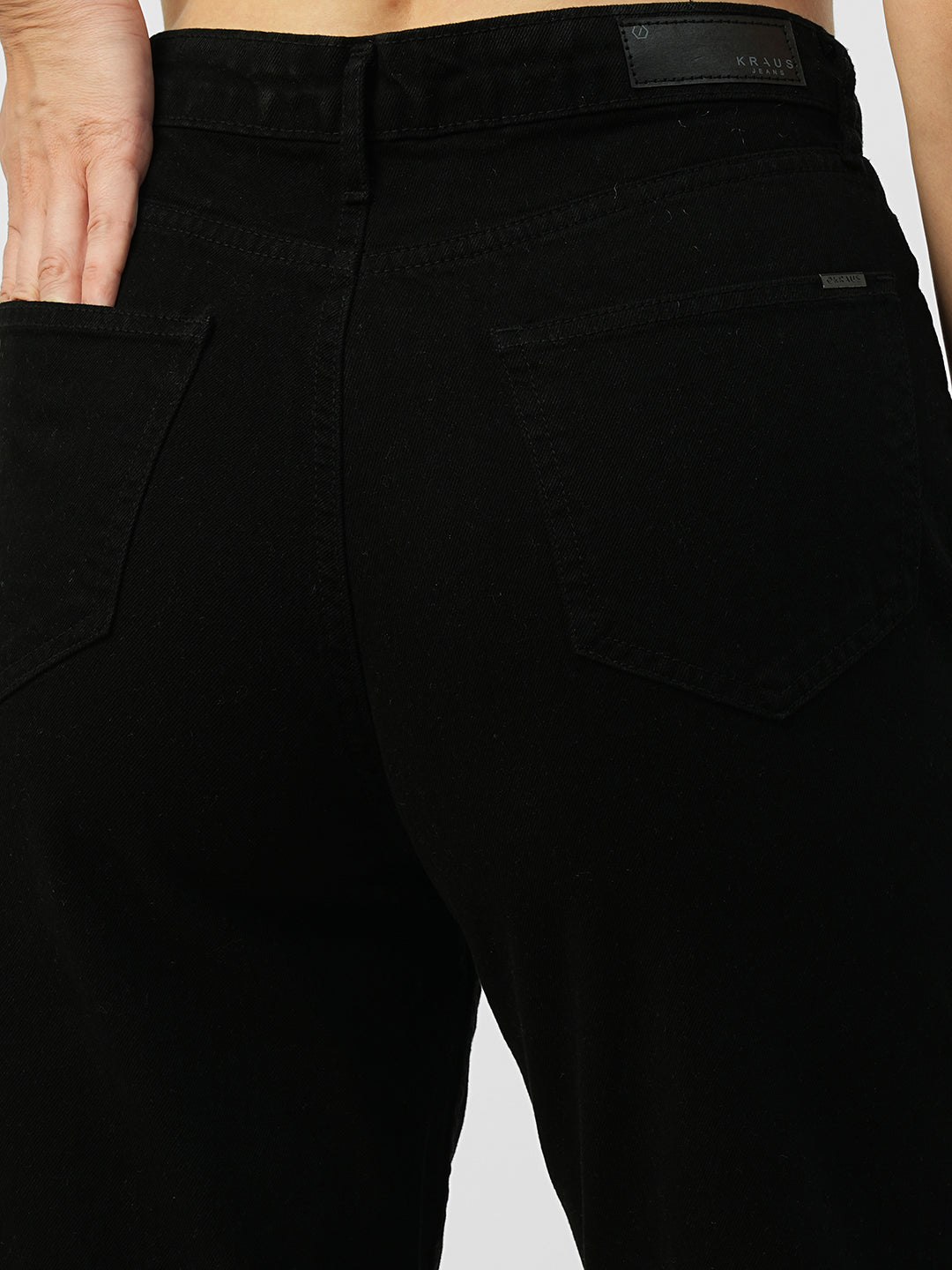 Women Black High-Rise Relaxed Straight Fit Jeans