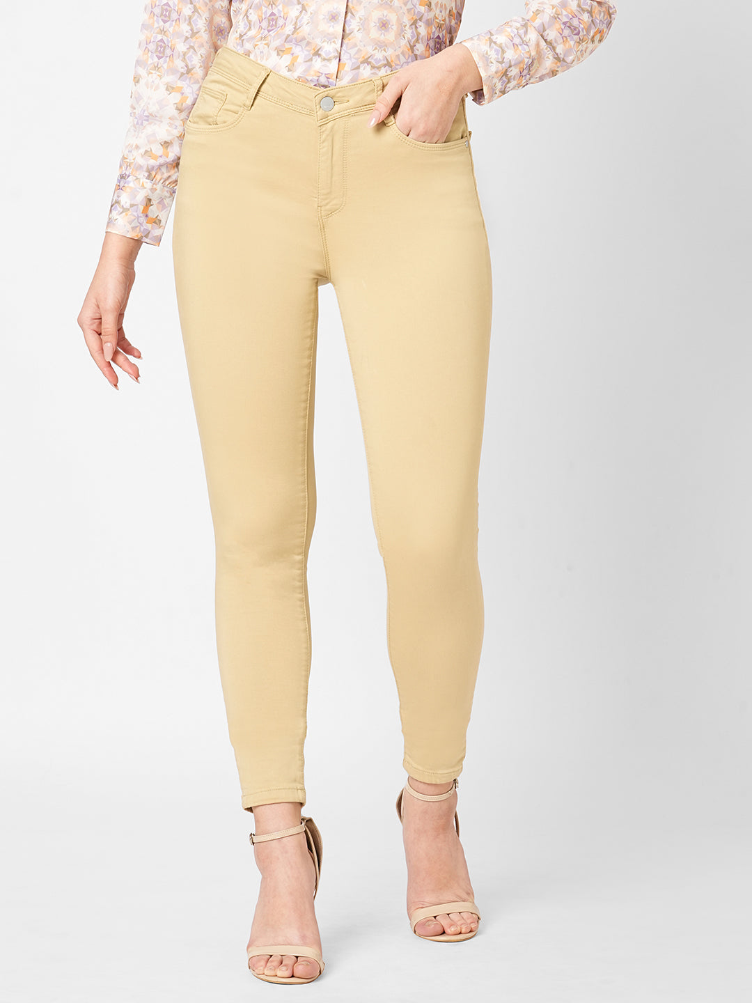 Women High-Rise Skinny Jeans