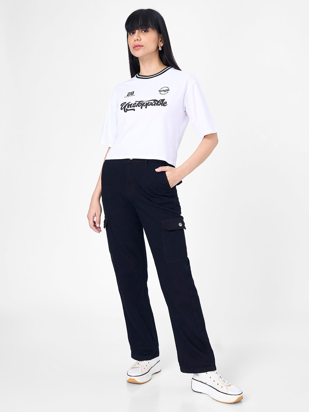 Women White Slim Fit Graphic Crop Tees