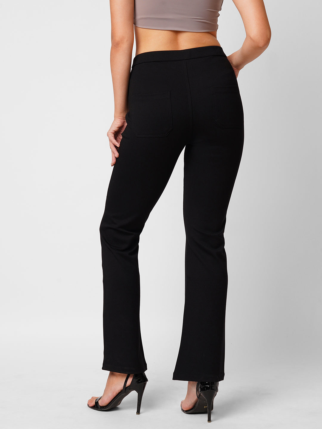 Women Black Straight Fit Treggings