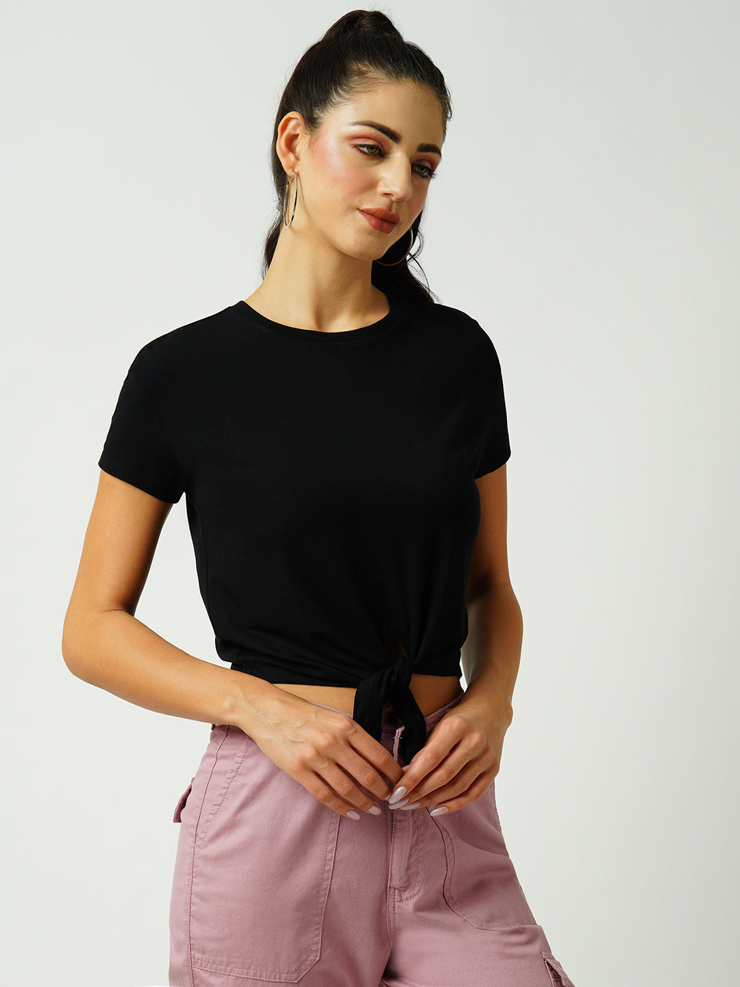 Women Black Solid Slim T-Shirt