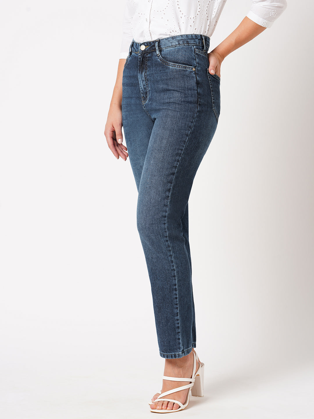 Women High-Rise Relaxed Straight Fit Jeans