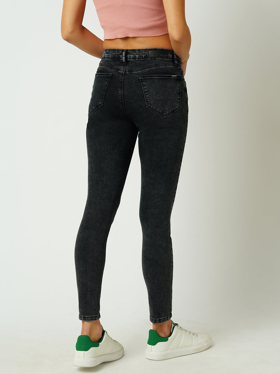 Women Carbon Black High-Rise Skinny Jeans