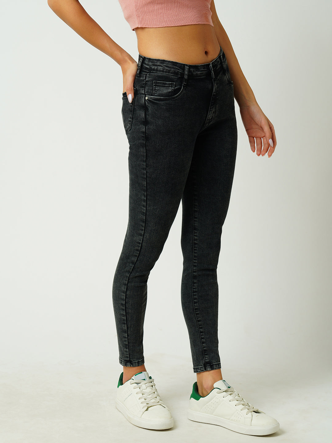 Women Carbon Black High-Rise Skinny Jeans