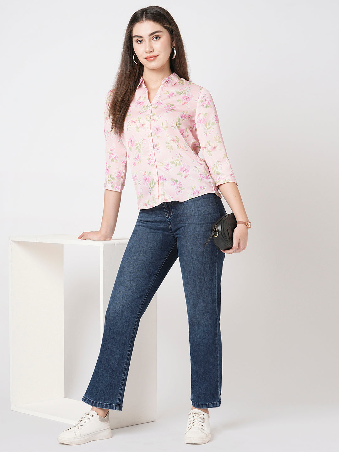 Women High-Rise Loose Straight Jeans