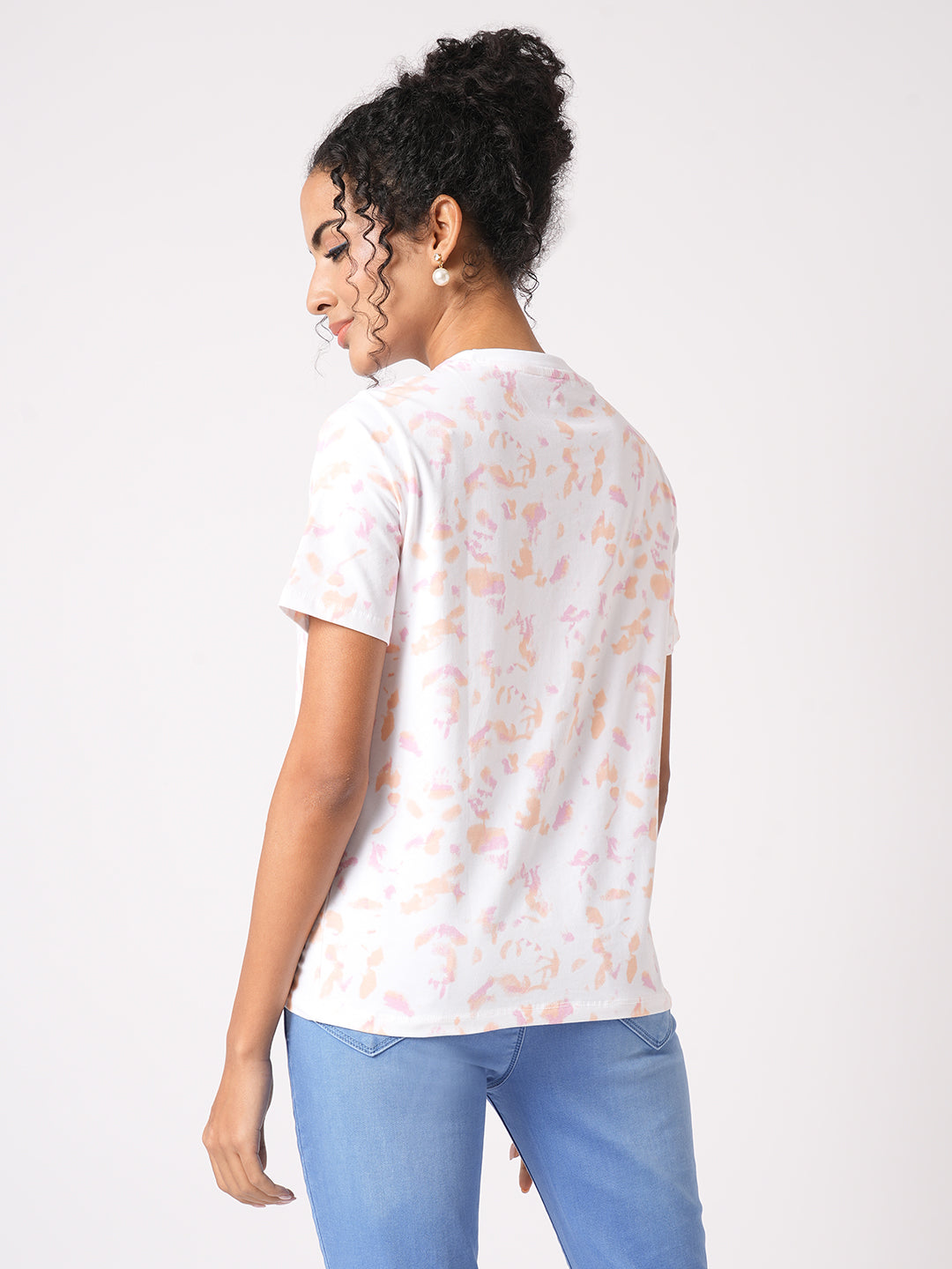 Women Tie & Dye Graphic Slim Tees