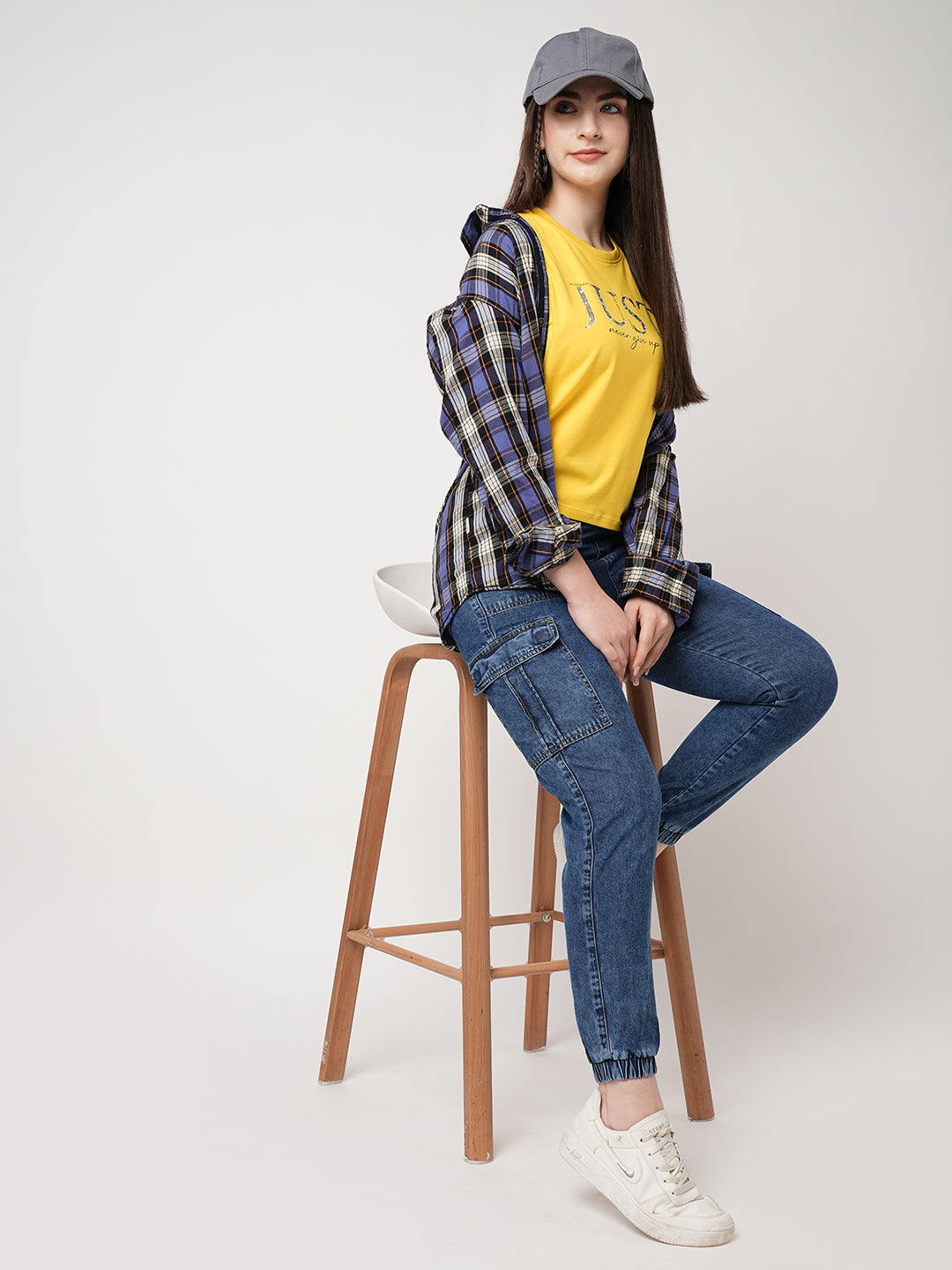 Women Golden Sunset Solid Slim T-Shirt