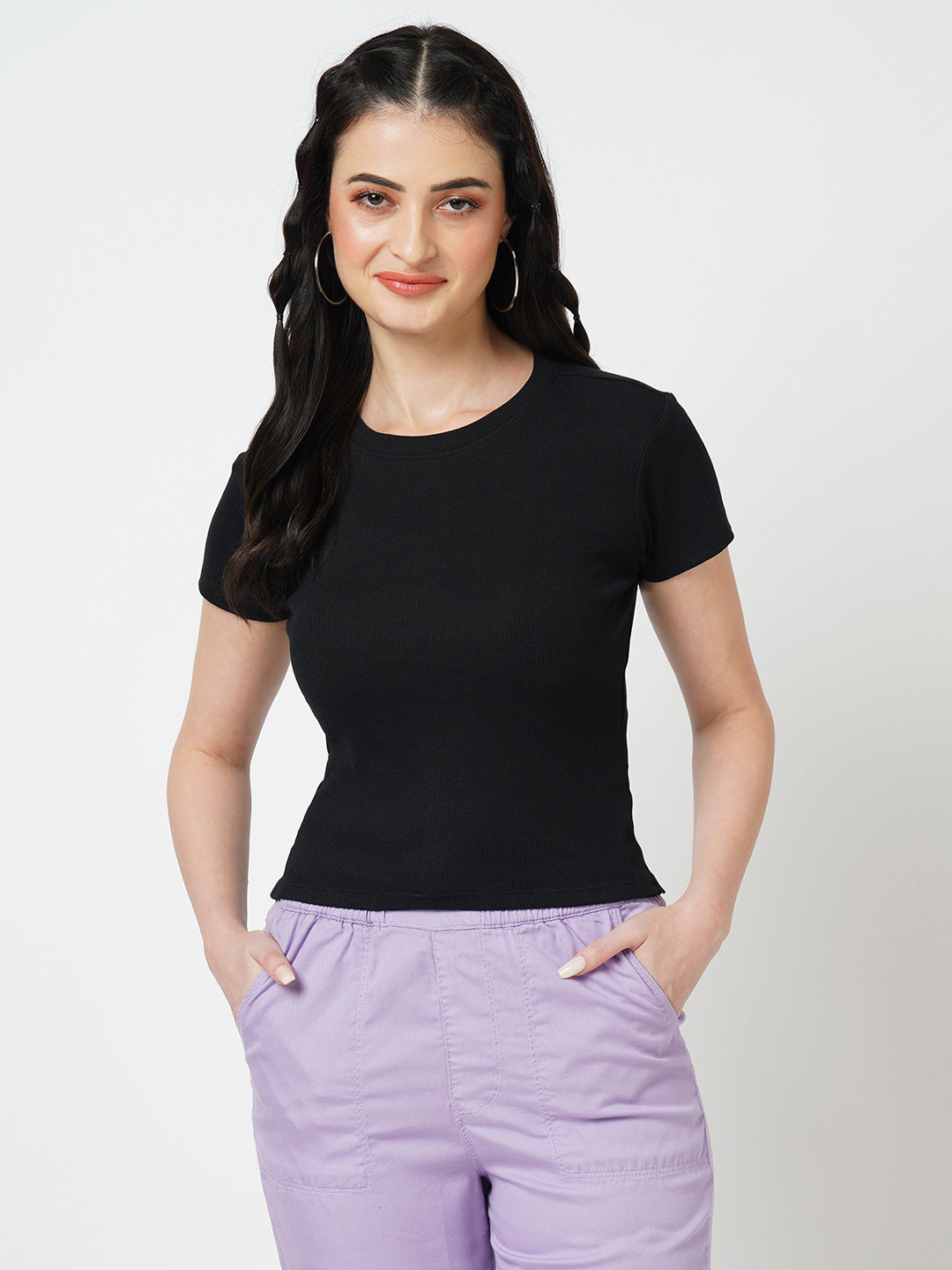 Women Black Solid Slim T-Shirt