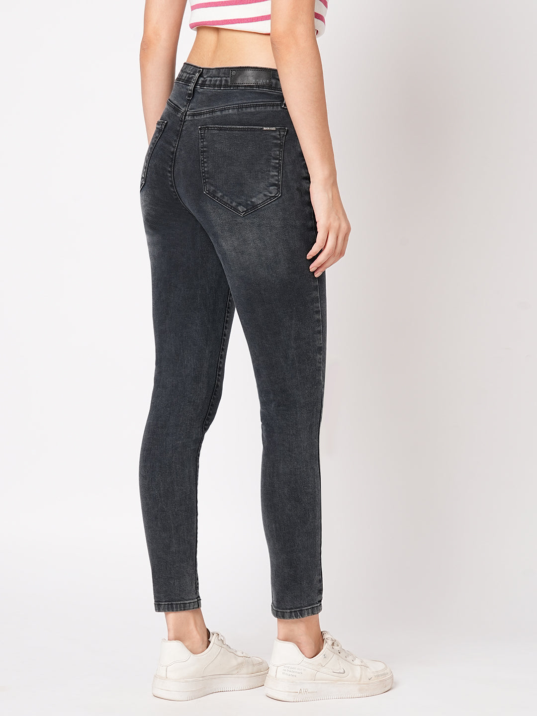 Women High-Rise Skinny Jeans