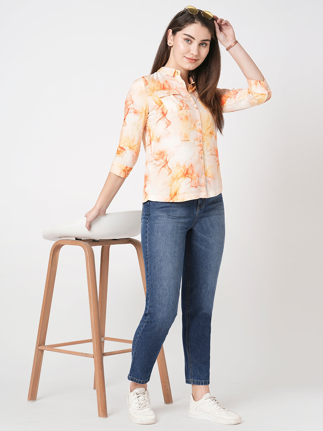 Women High-Rise Mom Fit Jeans