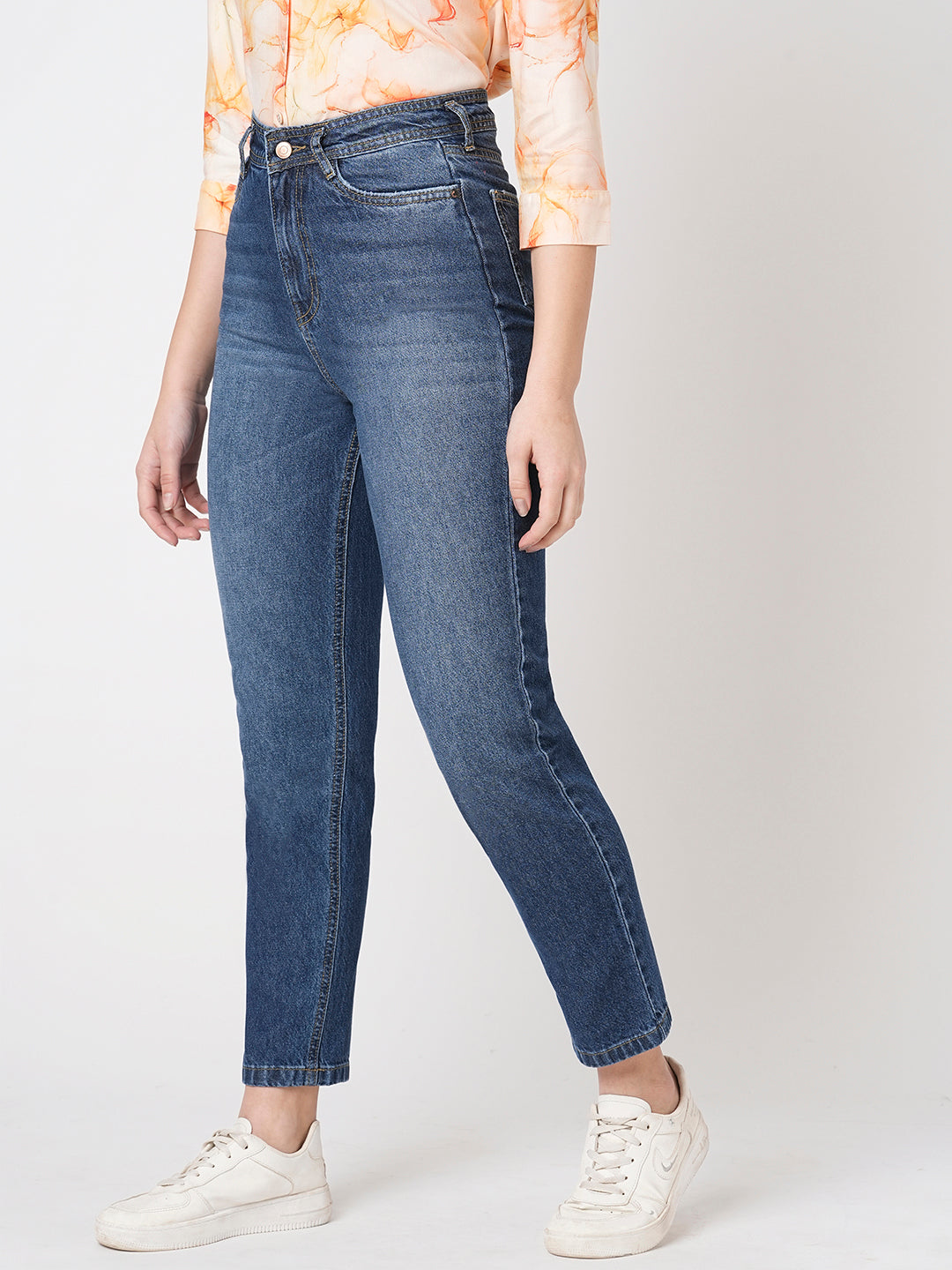 Women High-Rise Mom Fit Jeans