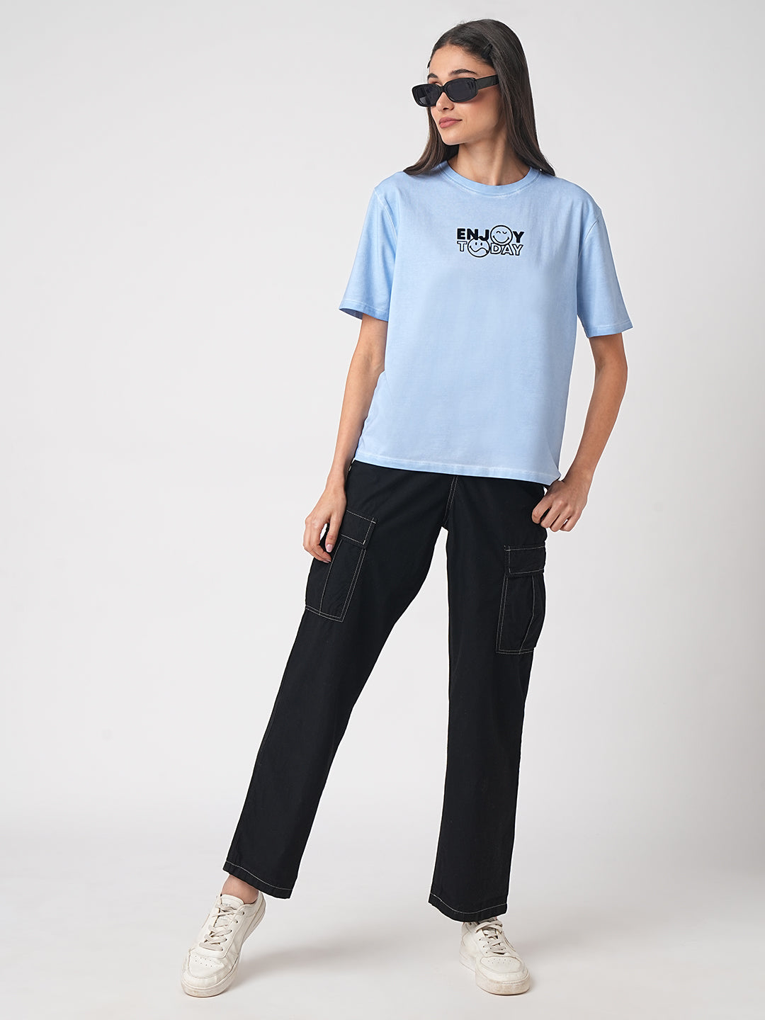Women Sky Cold Dye Boxy Graphic Tees
