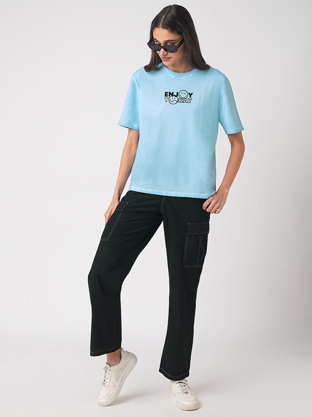 Women Sky Cold Dye Boxy Graphic Tees