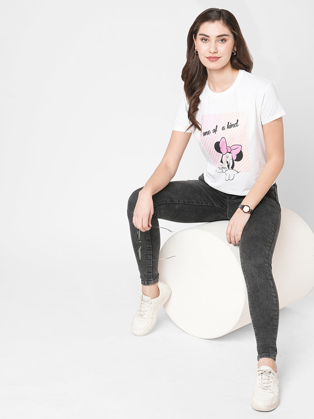 Women White Graphic Tees