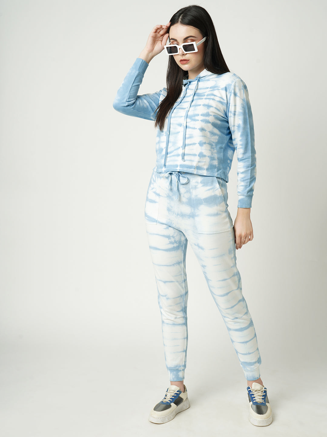 Women Sky Tie & Dyed Sweatshirt