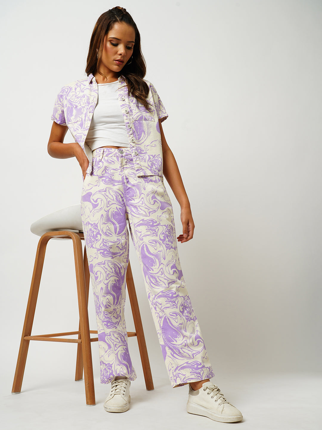 Women High-Rise Loose Straight Fit Jeans