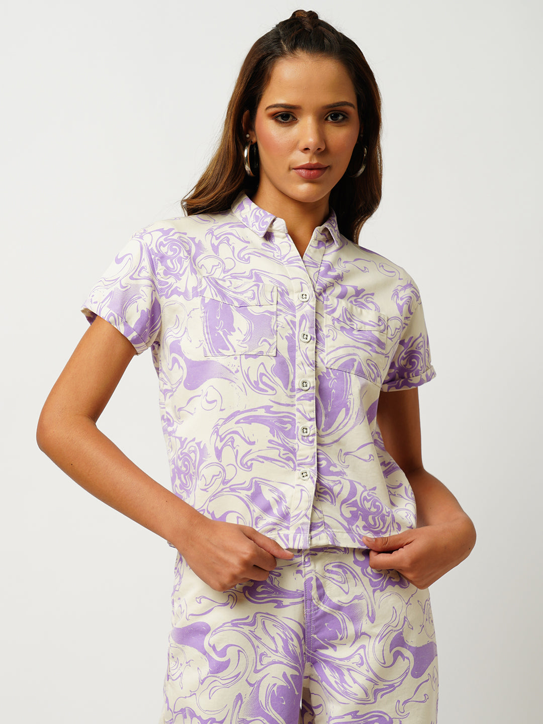 Women Lilac Swirl Printed Crop Shirt