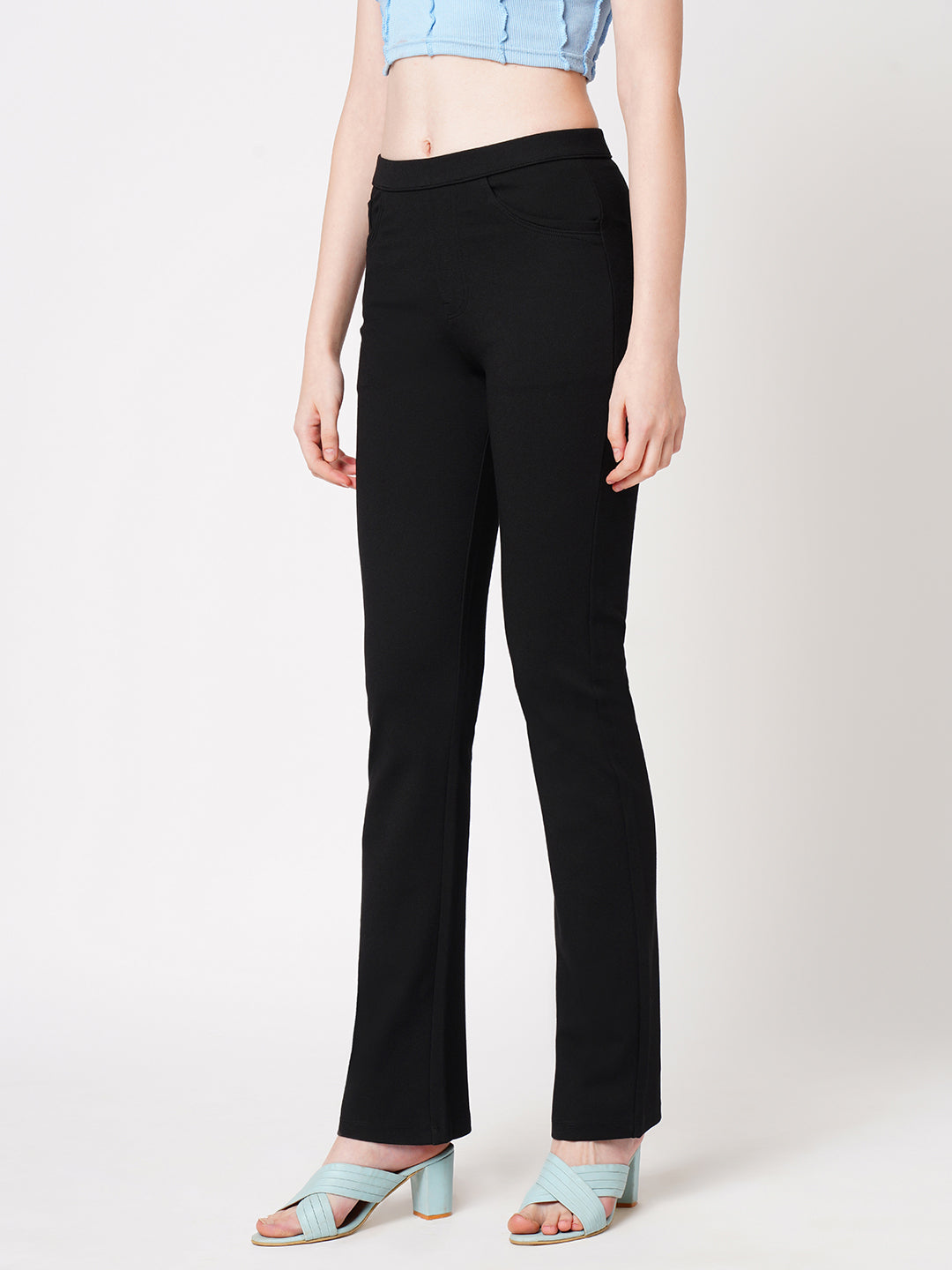 Women Black Straight Fit Treggings