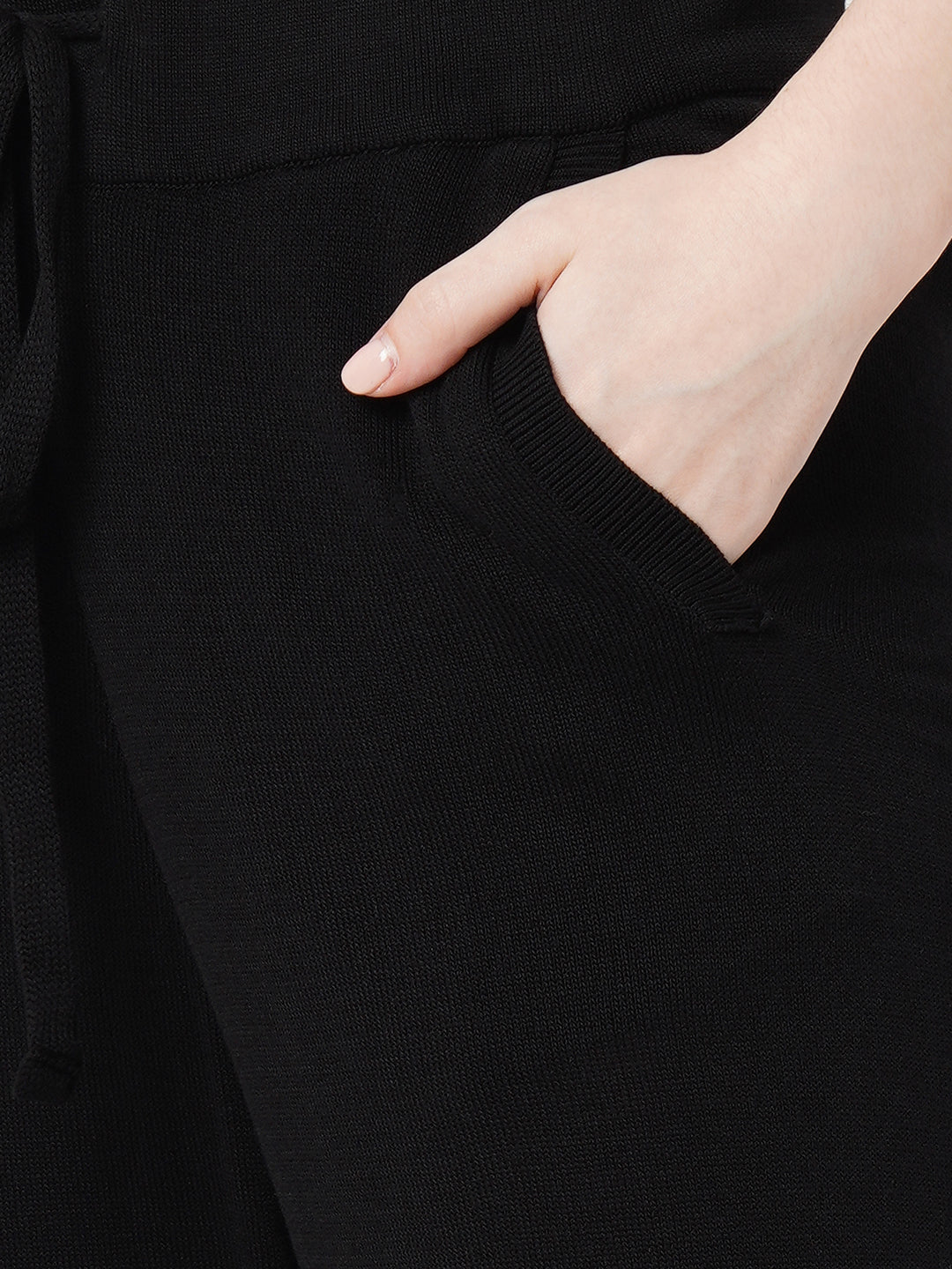 Women Black High-Rise Loose Straight Jeans