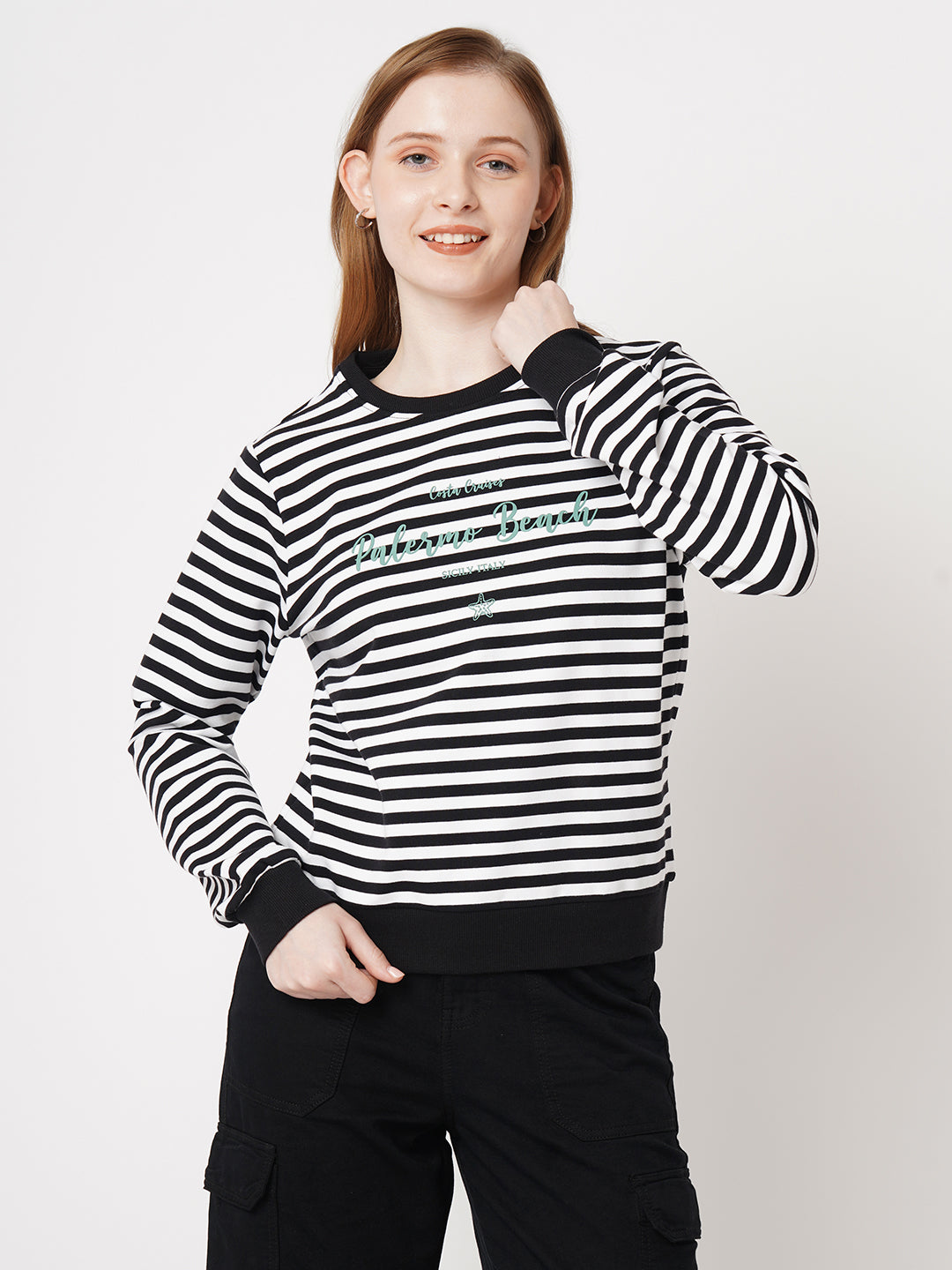 Women Black/White Slim Fit Sweatshirt