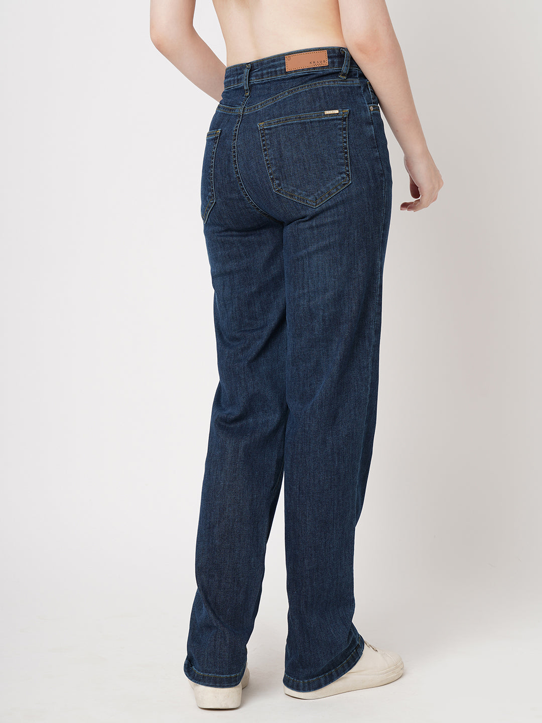 Women Novel Blue Relax Straight Fit Jeans