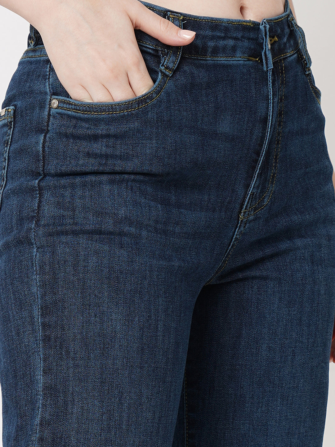 Women Novel Blue Relax Straight Fit Jeans