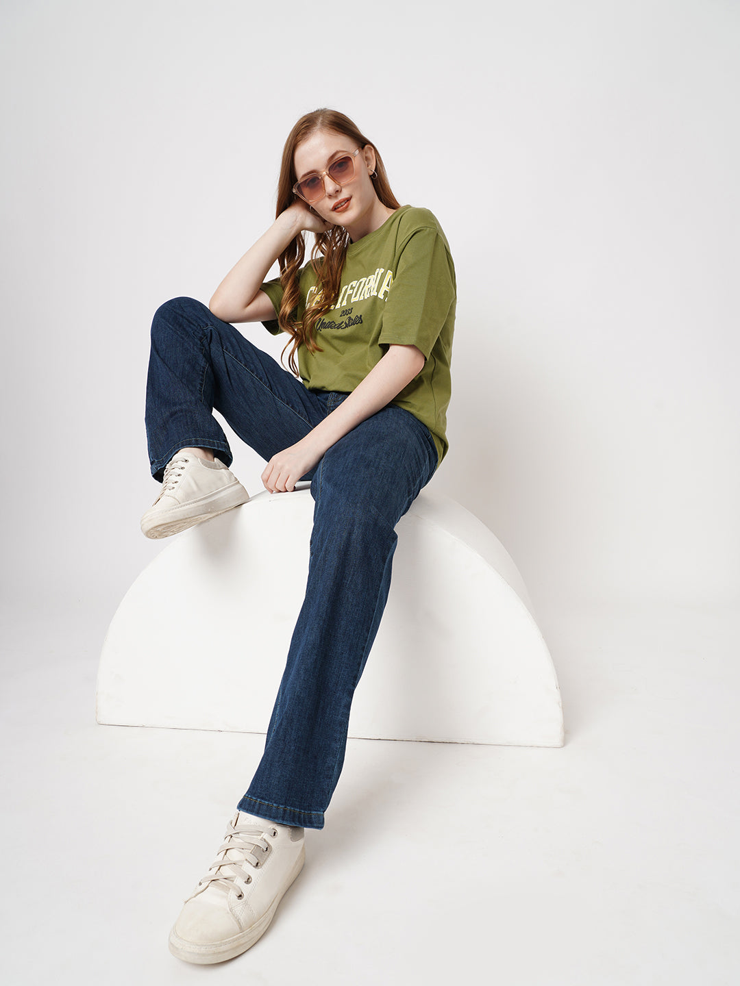 Women Novel Blue Relax Straight Fit Jeans
