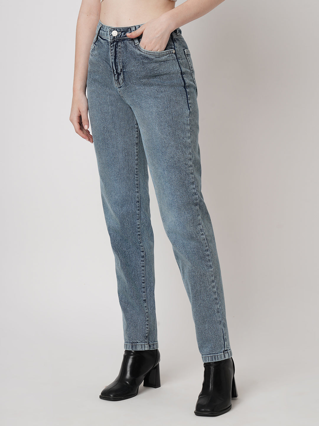 Women High-Rise Mom Jeans