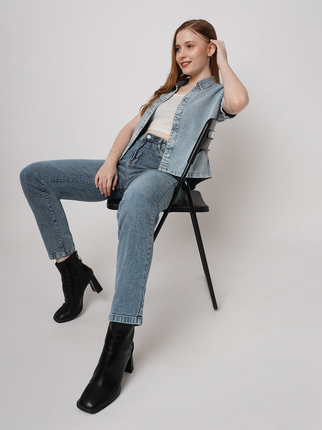 Women High-Rise Mom Jeans
