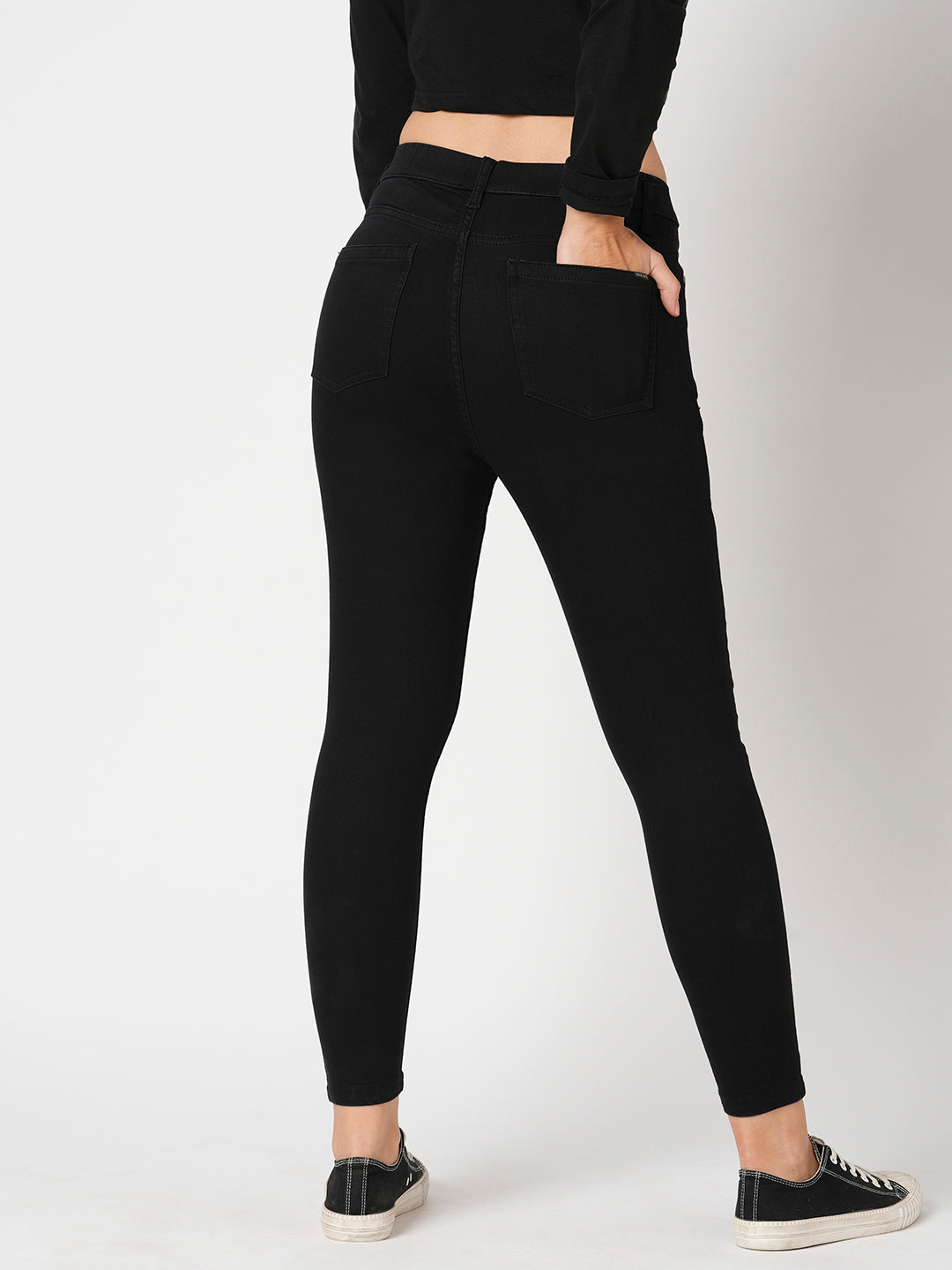 Women Black High-Rise Skinny Jeggings