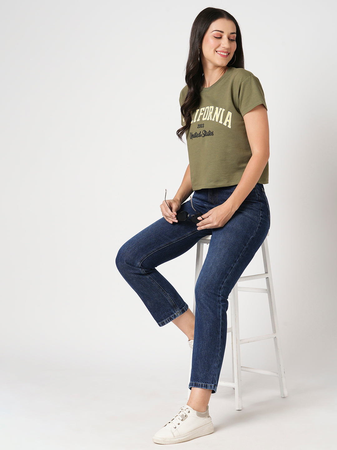 Women Blue High-Rise Relax Straight Fit Jeans