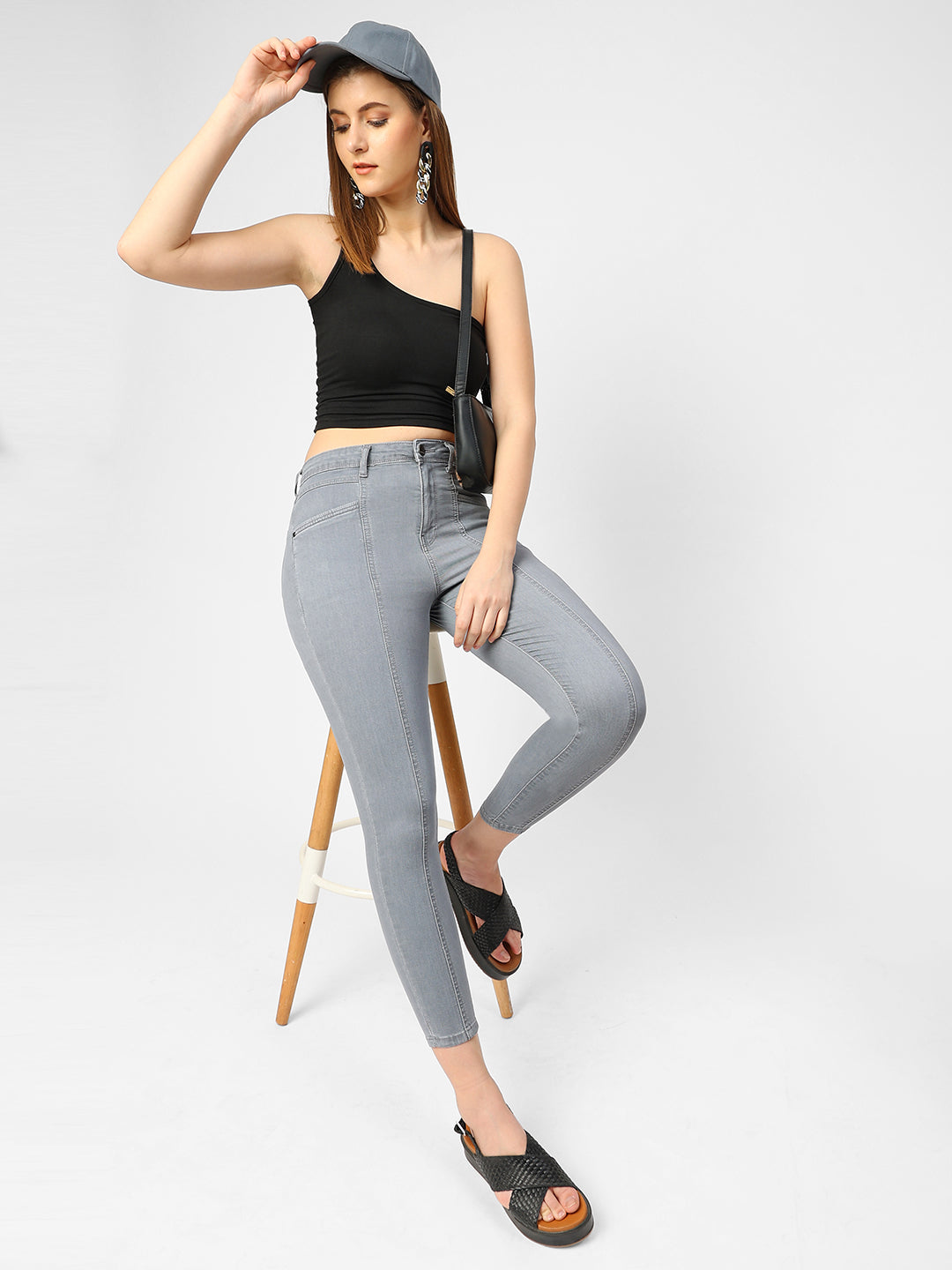Women Grey Super High-Rise Super Skinny Jeans