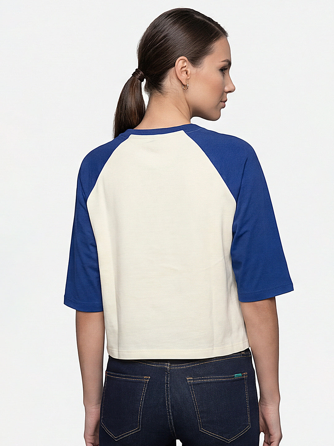Women Ivory/Indigo Graphic Print Crop Tees