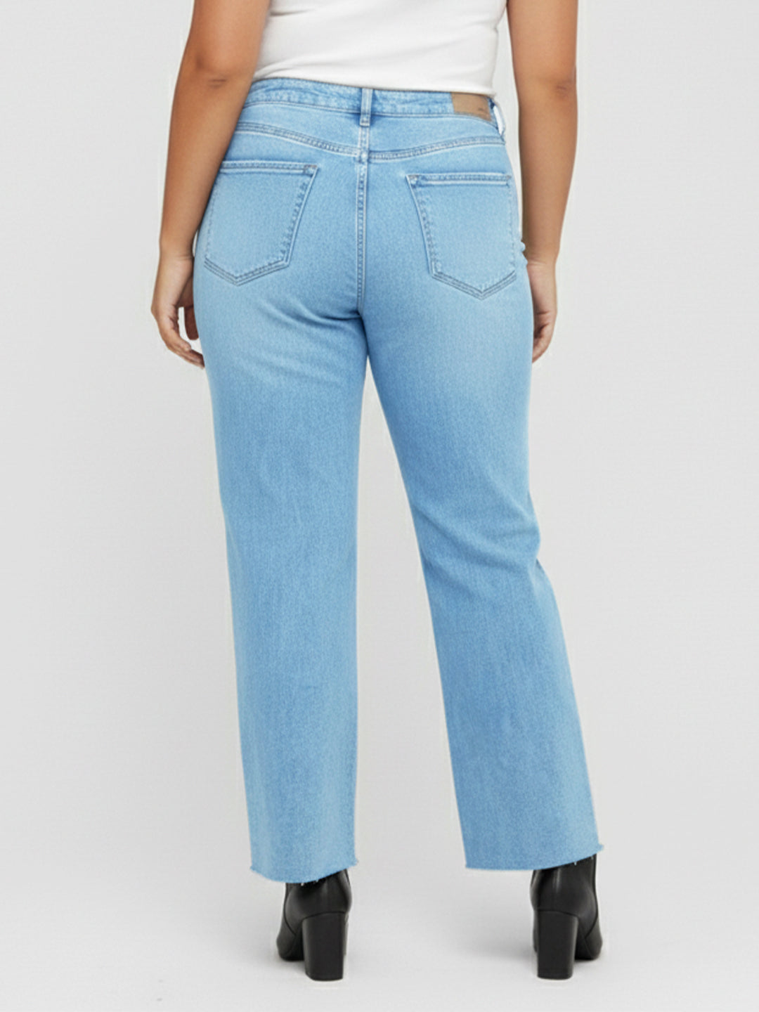 Kraus Kurve Women Blue Crop Flare Jeans